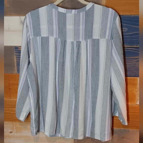 Splendid Linen Blend Top XL Striped Black, Lilac, and White - Picture 6 of 7